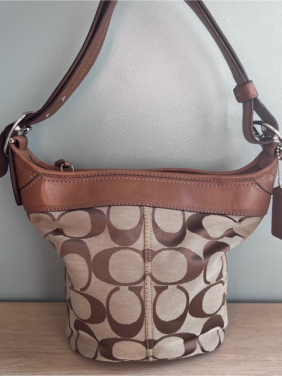 Coach Handbags - Vintage Coach Bleecker Signature Bucket Bag